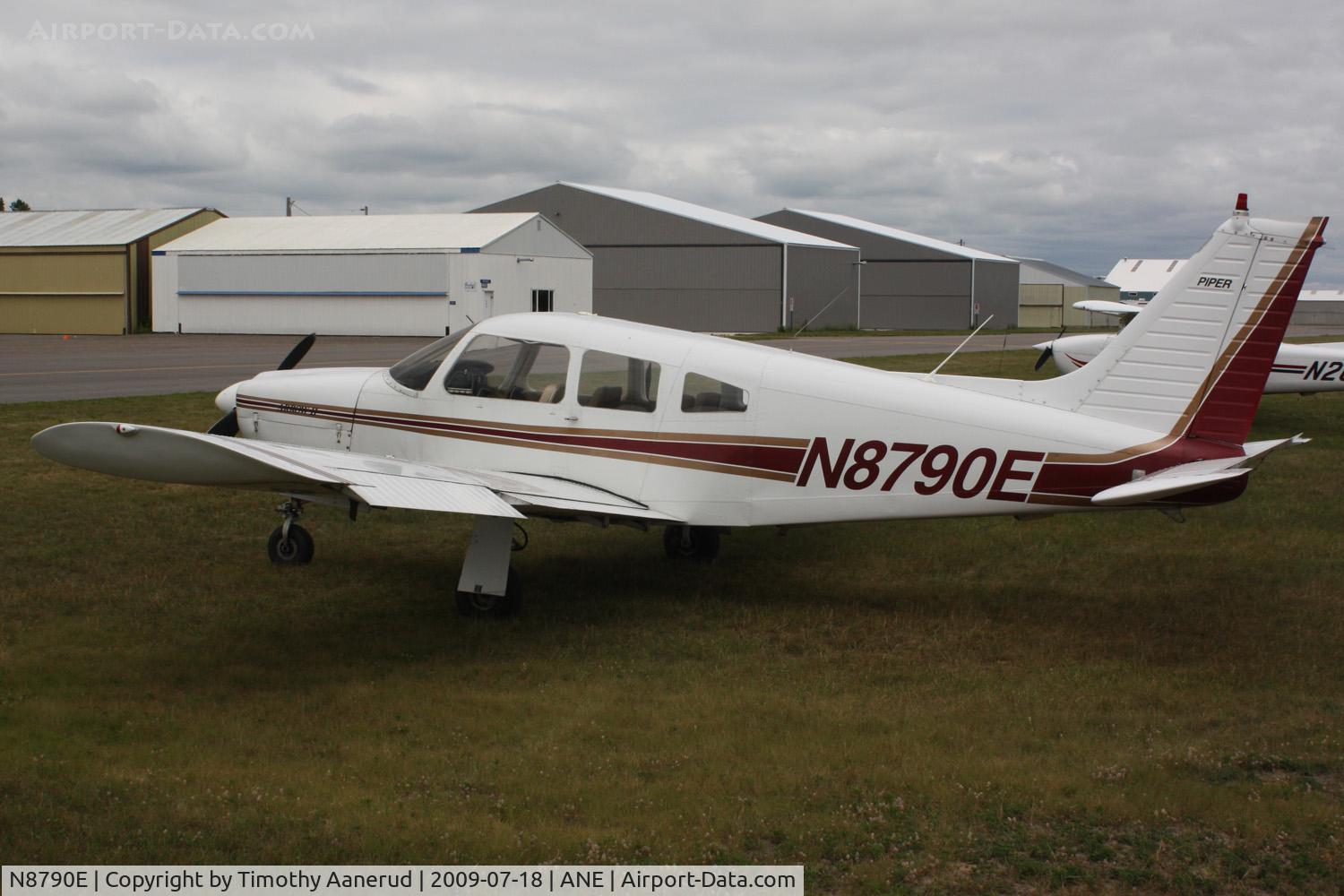 N8790E, 1976 Piper PA-28R-200 C/N 28R-7635214, 1976 Piper PA-28R-200, c/n: 28R-7635214
