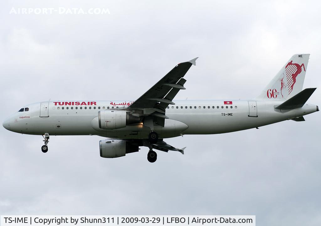 TS-IME, 1990 Airbus A320-211 C/N 123, Partial 60th anniversary patch