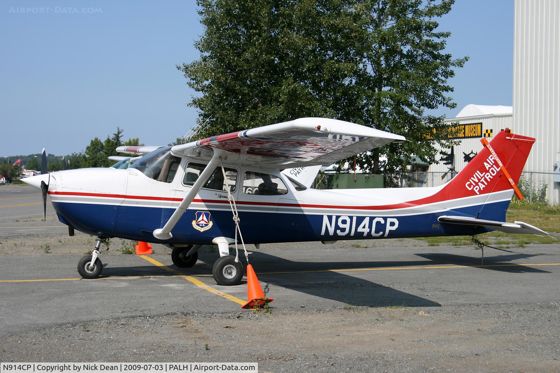 N914CP, 1999 Cessna 172S C/N 172S8334, PALH