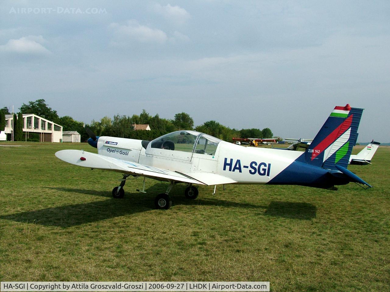 HA-SGI, 1983 Zlin Z-142 C/N 0314, 2009-07-on 18 Dunakeszi on an airport, ball hunting on a program, The machine turned over due to a strong squall during low flying and plunged.pilot, and a child from the audience, a man of injured, the airport safety service died on the site seriously.