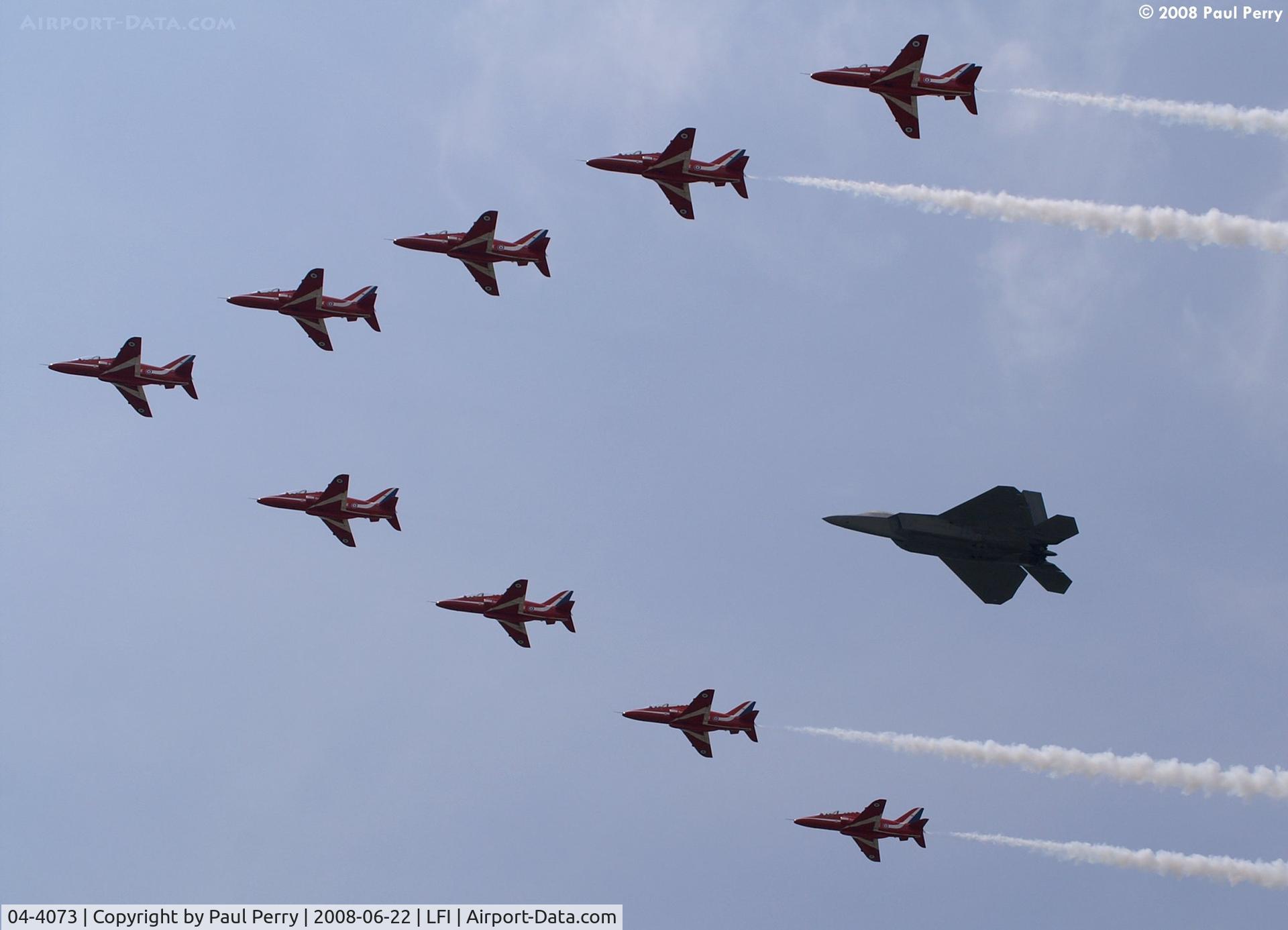 04-4073, Lockheed Martin F-22A Raptor C/N 4073, Raptor formation with Red Arrows