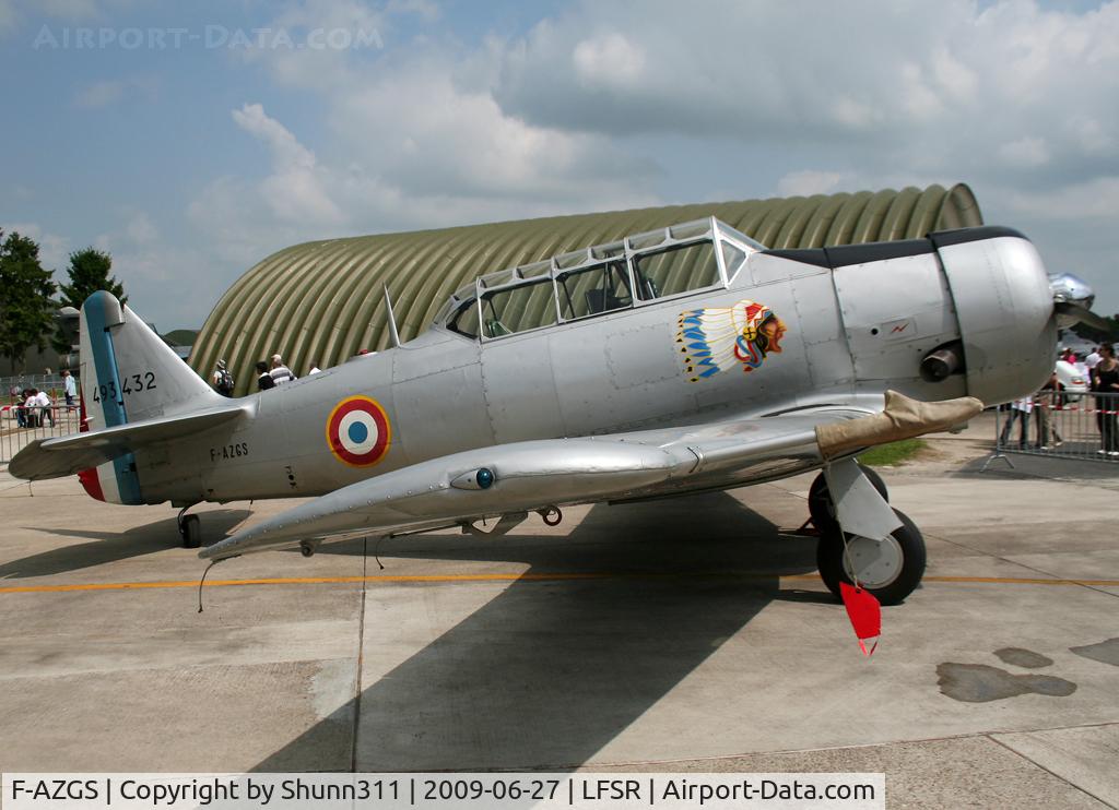 F-AZGS, North American T-6G Texan C/N 168-556, Displayed during last LFSR Airshow