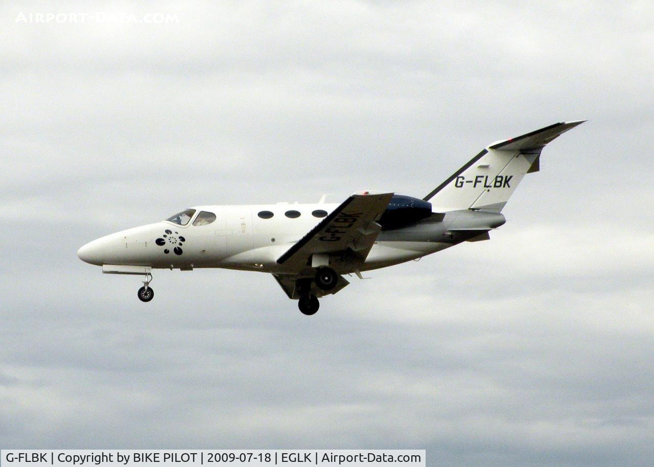 G-FLBK, 2008 Cessna 510 Citation Mustang Citation Mustang C/N 510-0068, LANDING RWY 25