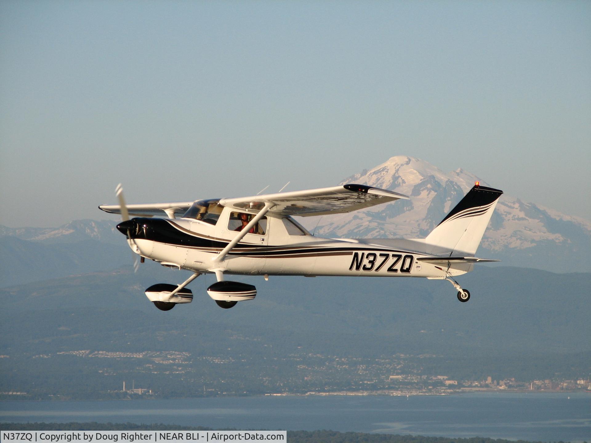 N89229, 1978 Cessna 152 C/N 15282684, C-152