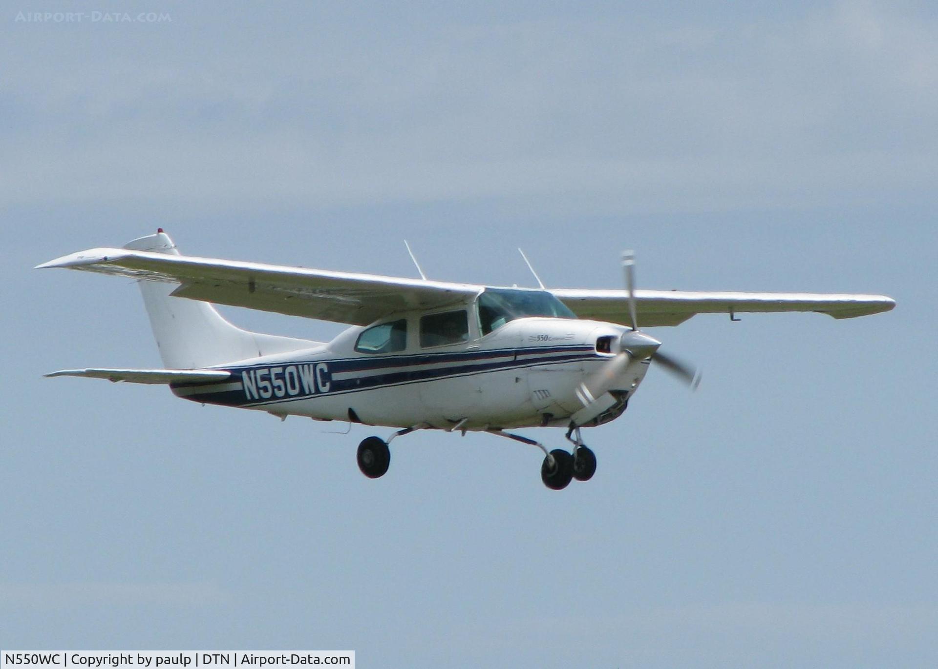 N550WC, 1979 Cessna 210N Centurion C/N 21063343, Landing on runway 14 at the Shreveport Downtown airport.