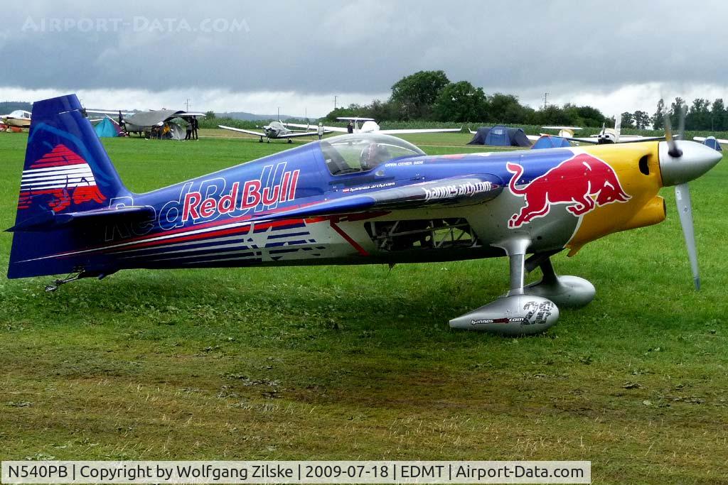 N540PB, 2006 Zivko Edge 540 C/N 0038A, visitor