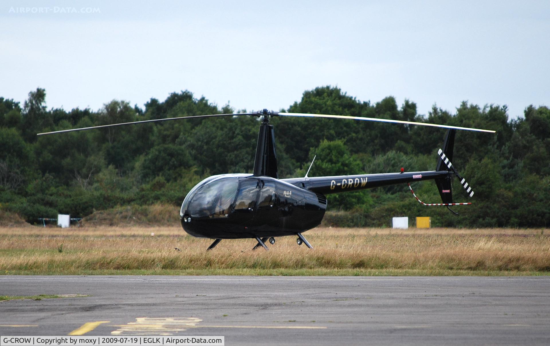 G-CROW, 2000 Robinson R44 Astro C/N 0754, Robinson R44 at Blackbushe