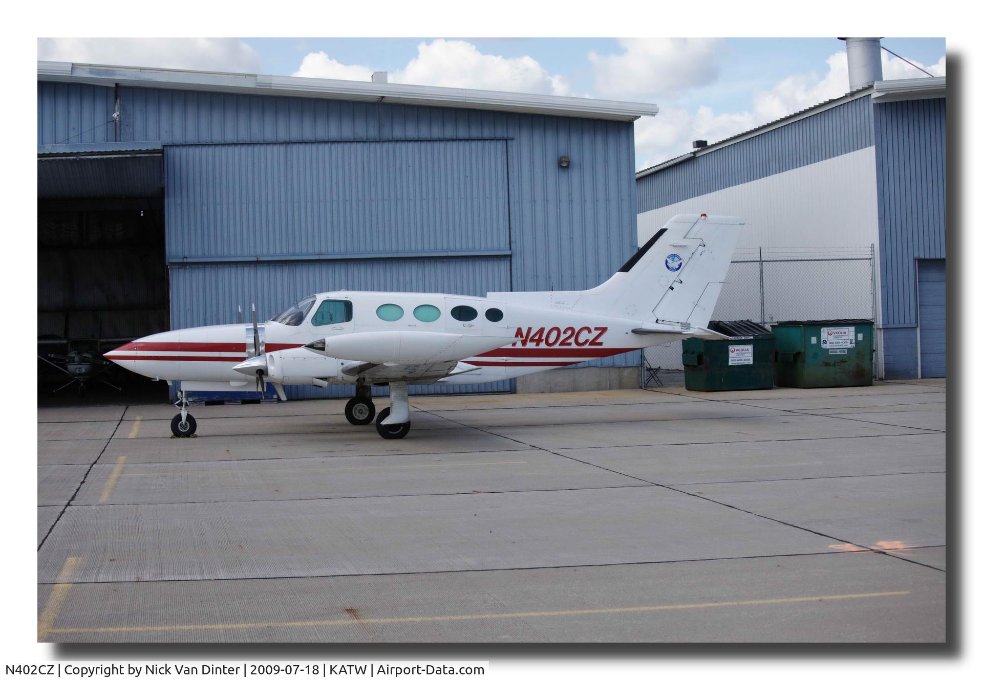 N402CZ, 1972 Cessna 402B Utiliner C/N 402B0213, On the Ramp