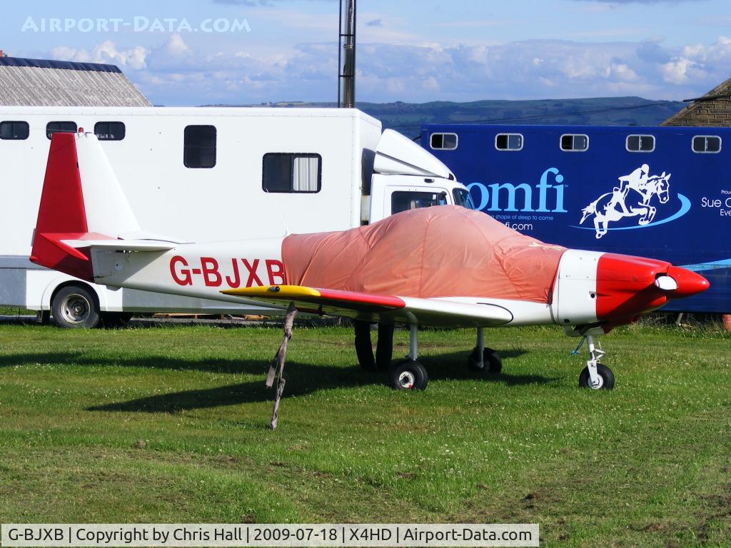 G-BJXB, 1982 Slingsby T-67A Firefly C/N 1995, at Crosland Moor Airfield