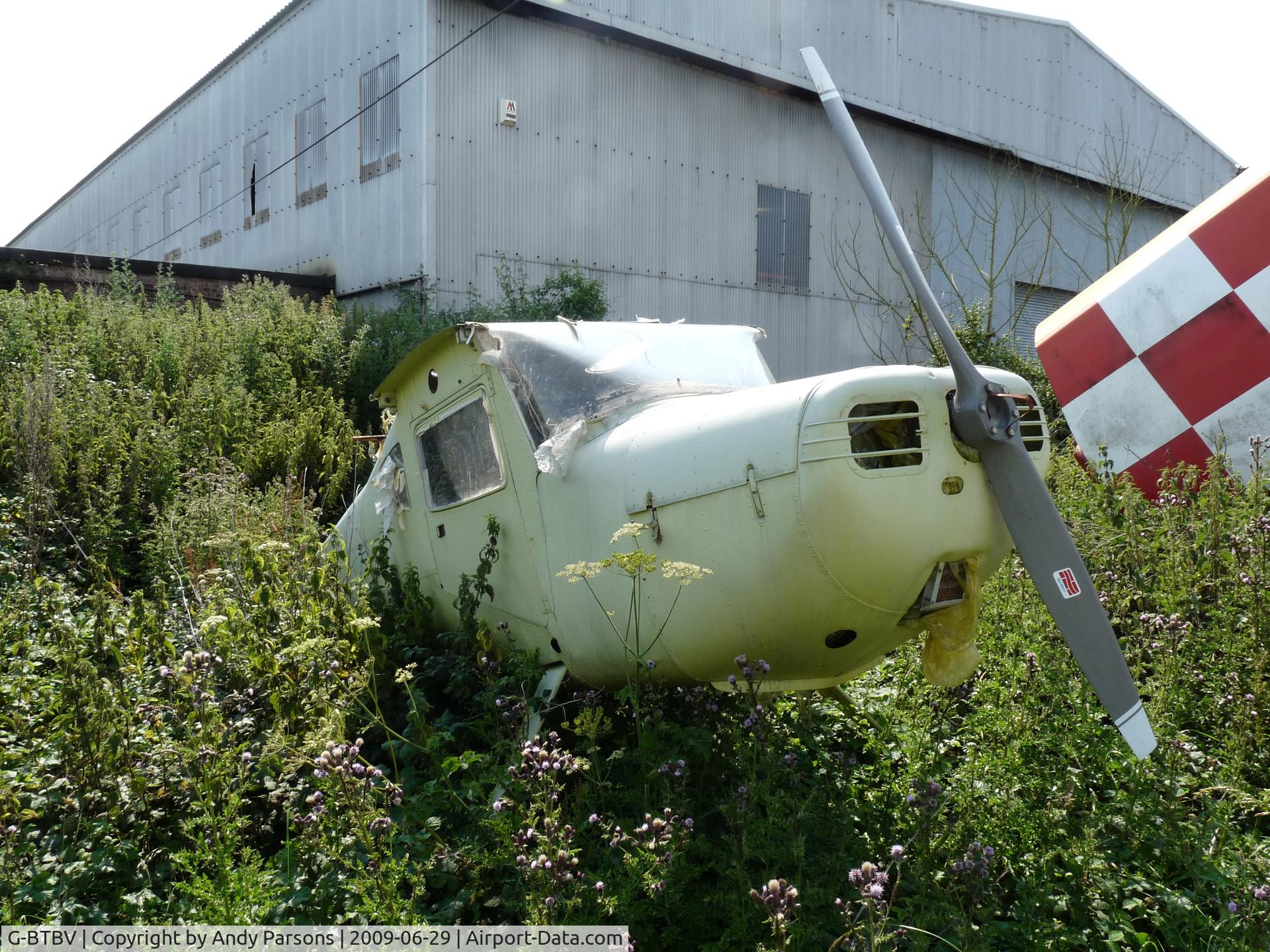 G-BTBV, 1947 Cessna 140 C/N 12727, In a sorry state at Little Staughton