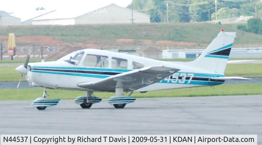 N44537, 1974 Piper PA-28-151 C/N 28-7415659, 1974 Piper PA28-151 in Danville Va.