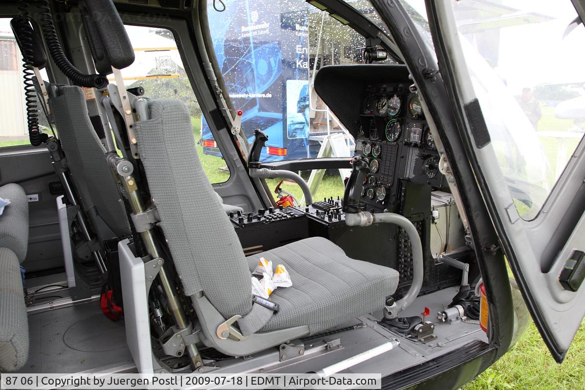 87 06, MBB Bo.105P C/N 6106, MBB Bo105P1