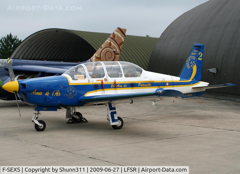 F-SEXS, Socata TB-30 Epsilon C/N 102, Displayed during last LFSR Airshow...