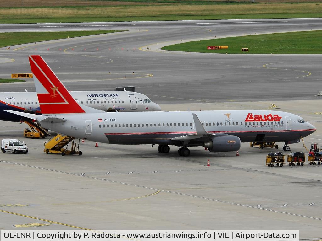 OE-LNR, 2005 Boeing 737-8Z9 C/N 33833, Remaining in Lauda Air color
