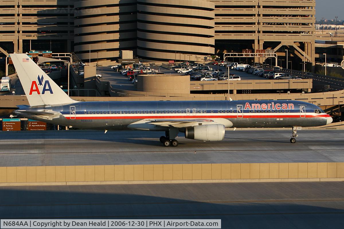 N684AA, 1992 Boeing 757-223 C/N 25341, American Airlines N684AA taxiing to the gate after landing.