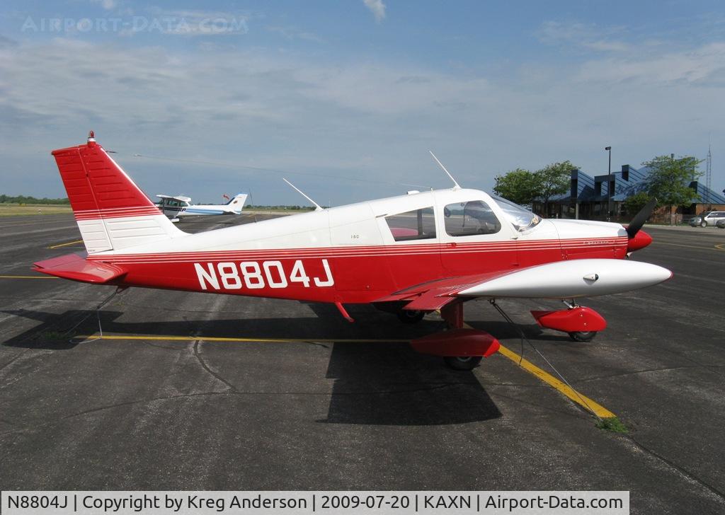 N8804J, Piper PA-28-180 C/N 28-2754, Piper PA28-180 Cherokee w/ Wheel Pants