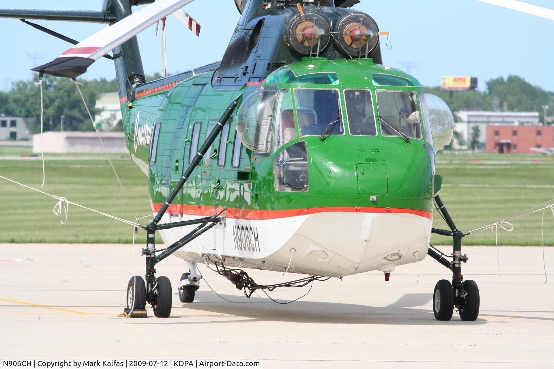 N906CH, 1971 Sikorsky S-61N C/N 61490, Sikorsky S-61N on the ramp at KDPA