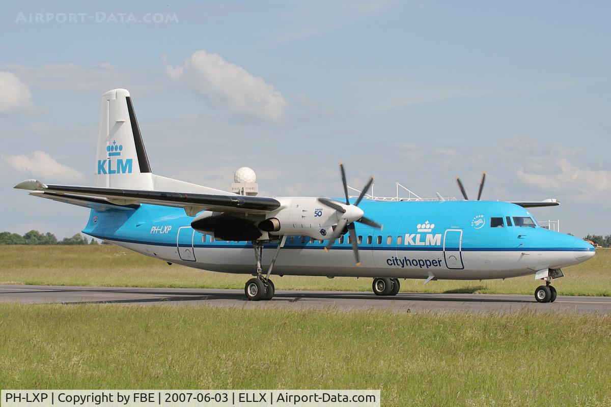 PH-LXP, 1993 Fokker 50 C/N 20276, KLM Fokker50 taxing to the holding point RW06