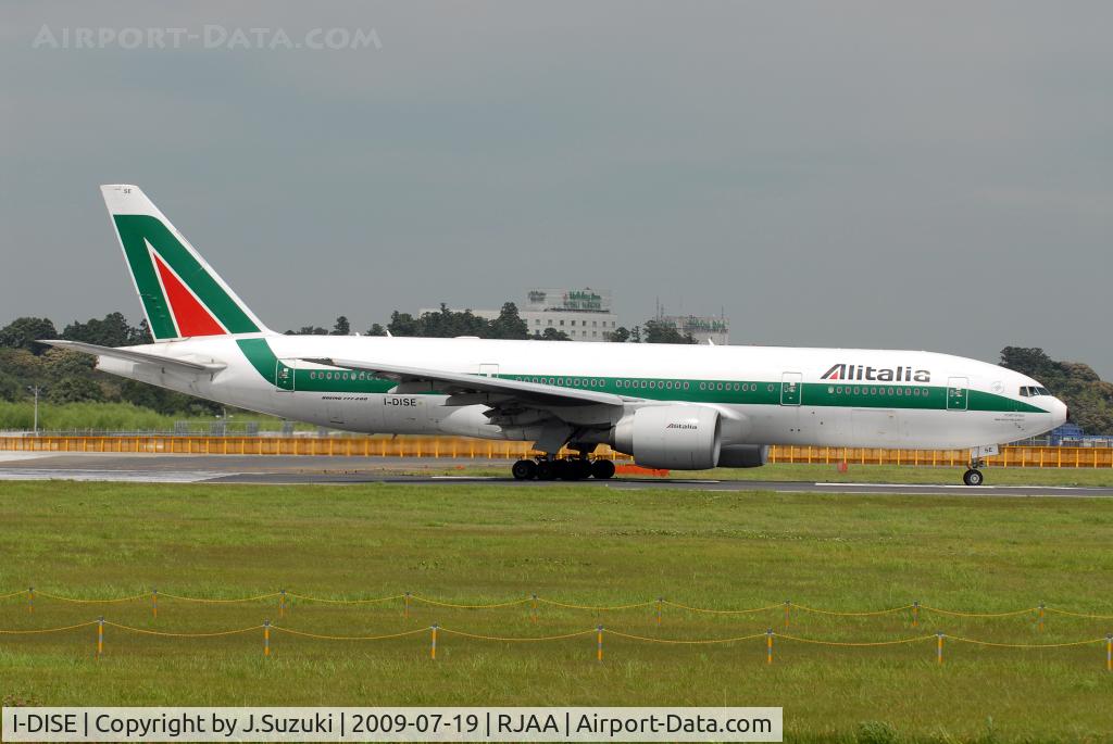 I-DISE, 2002 Boeing 777-243/ER C/N 32856, AZ B777-200ER