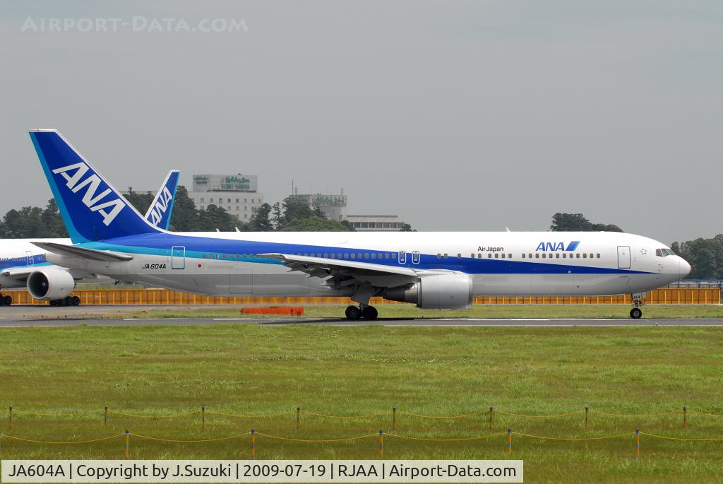 JA604A, 2002 Boeing 767-381/ER C/N 32973, NH B767-300ER
