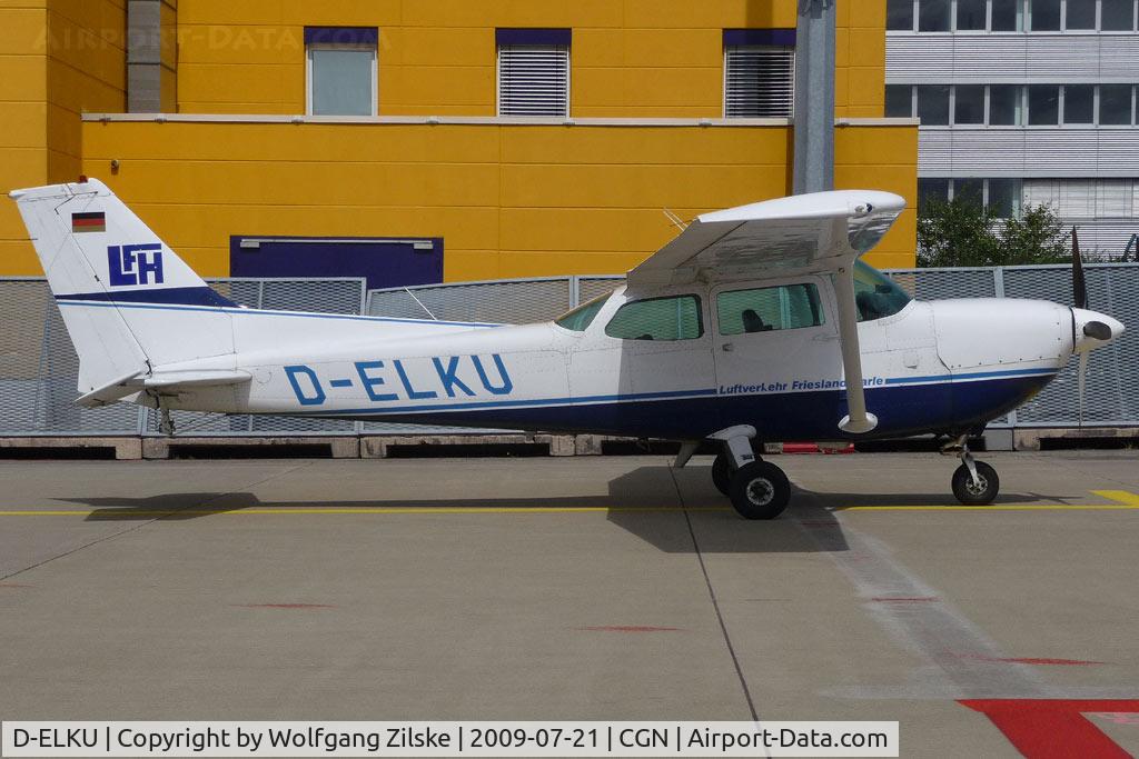 D-ELKU, 1980 Reims FR172K Hawk XP C/N FR17200656, visitor