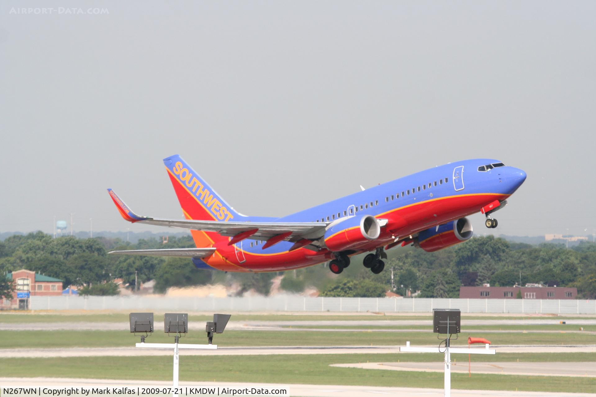 N267WN, 2007 Boeing 737-7H4 C/N 32525, Southwest 737-7H4, N267WN departing on RWY 4R KMDW.