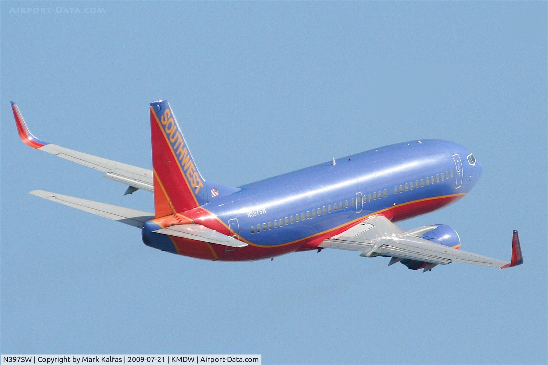 N397SW, 1995 Boeing 737-3H4 C/N 27691, Southwest 737-3H4, N397SW with a right turn after a RWY 4R KMDW