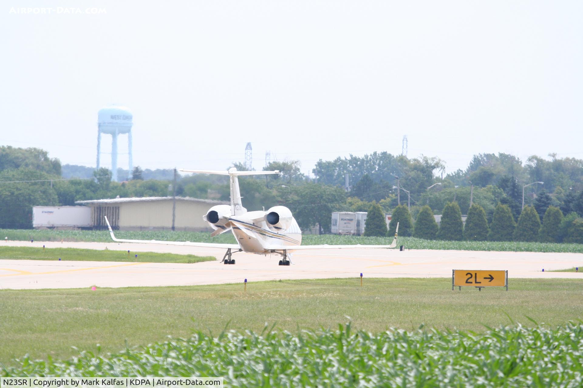 N23SR, 2001 Learjet Inc 60 C/N 229, Sears Roebuck, Learjet 60, N23SR taxiing to RWY 2L KDPA.