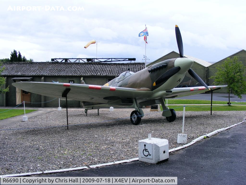 R6690, Supermarine Spitfire Replica C/N BAPC.254, Spitfire replica at the Museum commemorates 609 (West Riding) Squadron, Royal Auxiliary Air Force, and represents Spitfire Mk Ia 'R6690' flown in the Battle of Britain by the Commanding Officer, Sqn Ldr H S 'George' Darley.