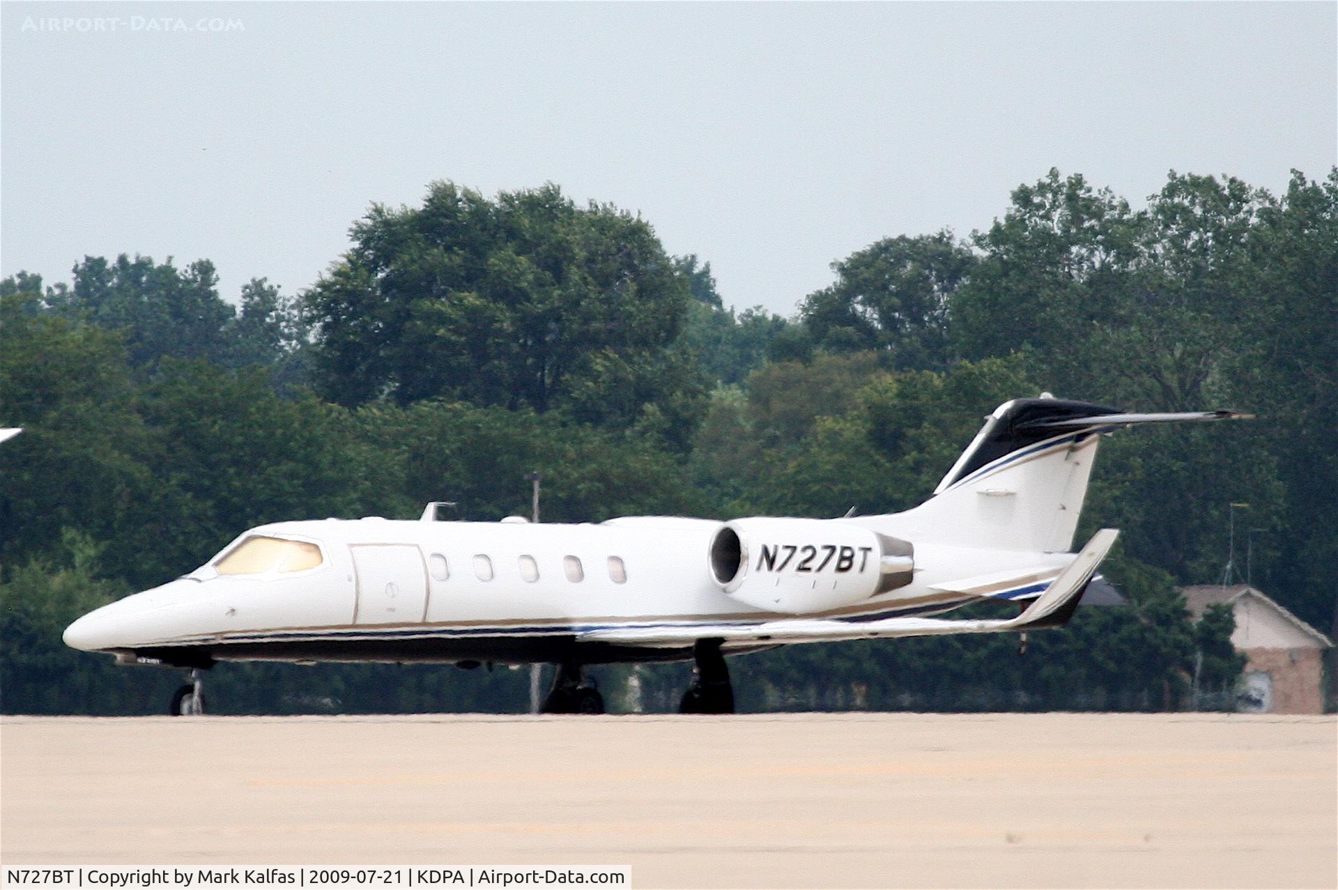 N727BT, 1993 Learjet Inc 31A C/N 082, Wal-Mart Stores Inc.,Learjet 31A, N727BT on the ramp KDPA.