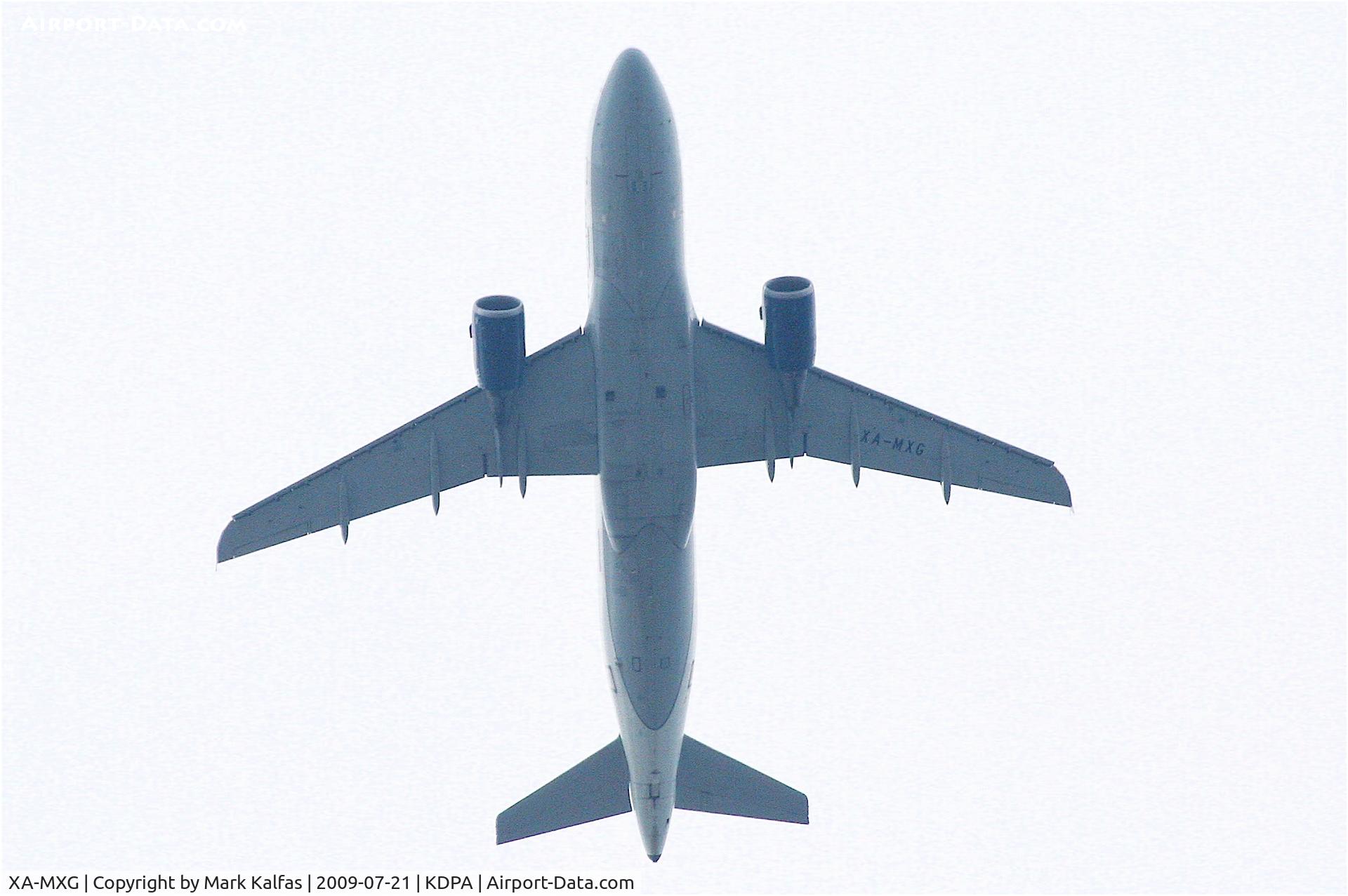XA-MXG, 2001 Airbus A319-112 C/N 1630, Mexicana A319-112, XA-MXG, over KDPA for RWY 10 KORD