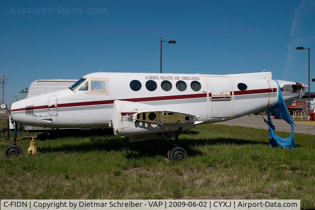 C-FIDN, 1969 Beech King Air 100 C/N B-3, Beech 100 King Air Alberta Air Ambulance