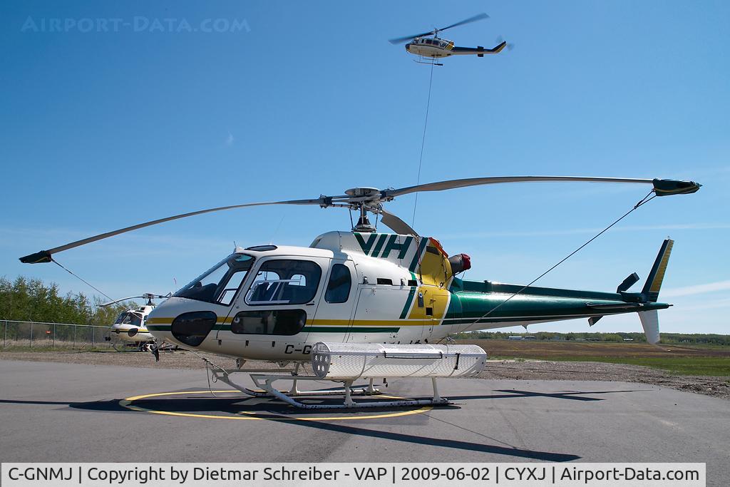 C-GNMJ, 1994 Aerospatiale AS-350B-2 Ecureuil C/N 2829, VIH Helicopters AS350