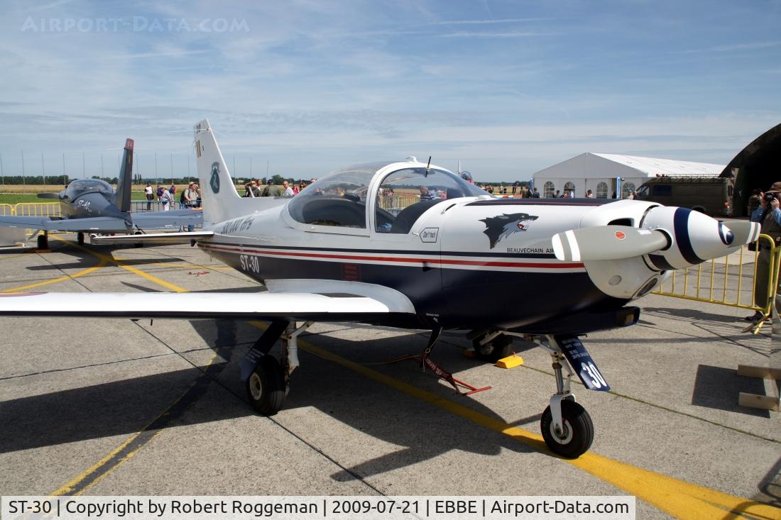 ST-30, SIAI-Marchetti SF-260MB C/N 10-30, Special paint 300.000Hrs Marchetti Belgian Air Force.Beauvechain Air Base.