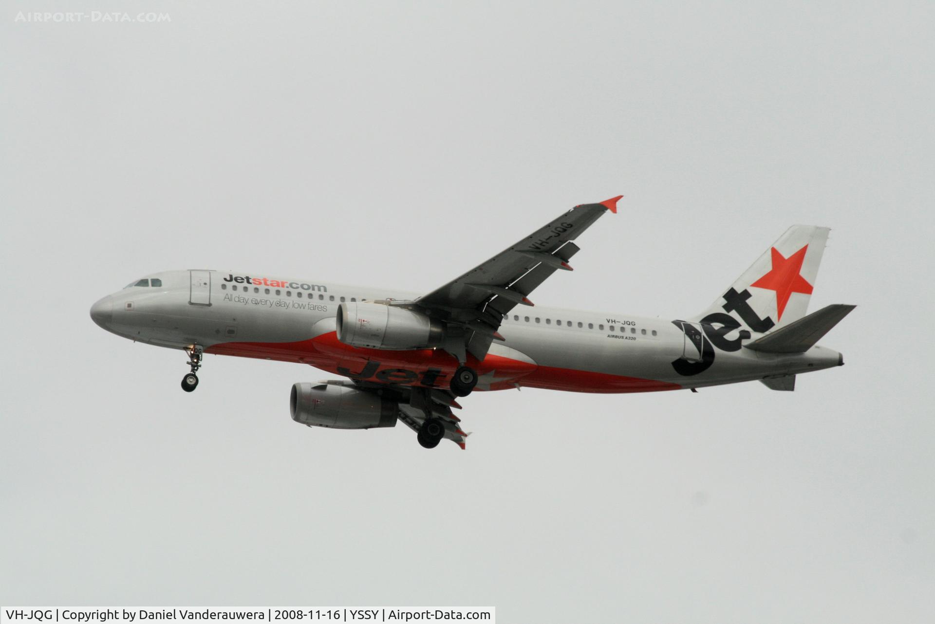 VH-JQG, 2004 Airbus A320-232 C/N 2169, descending to rwy 16L
