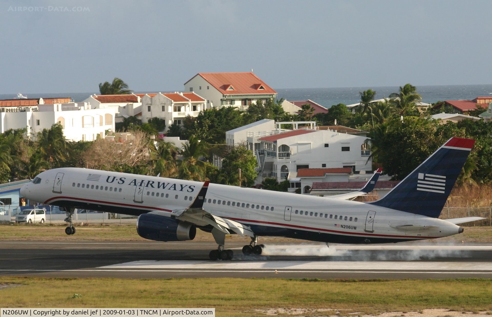 N206UW, 1995 Boeing 757-2B7 C/N 27808, Landing 10