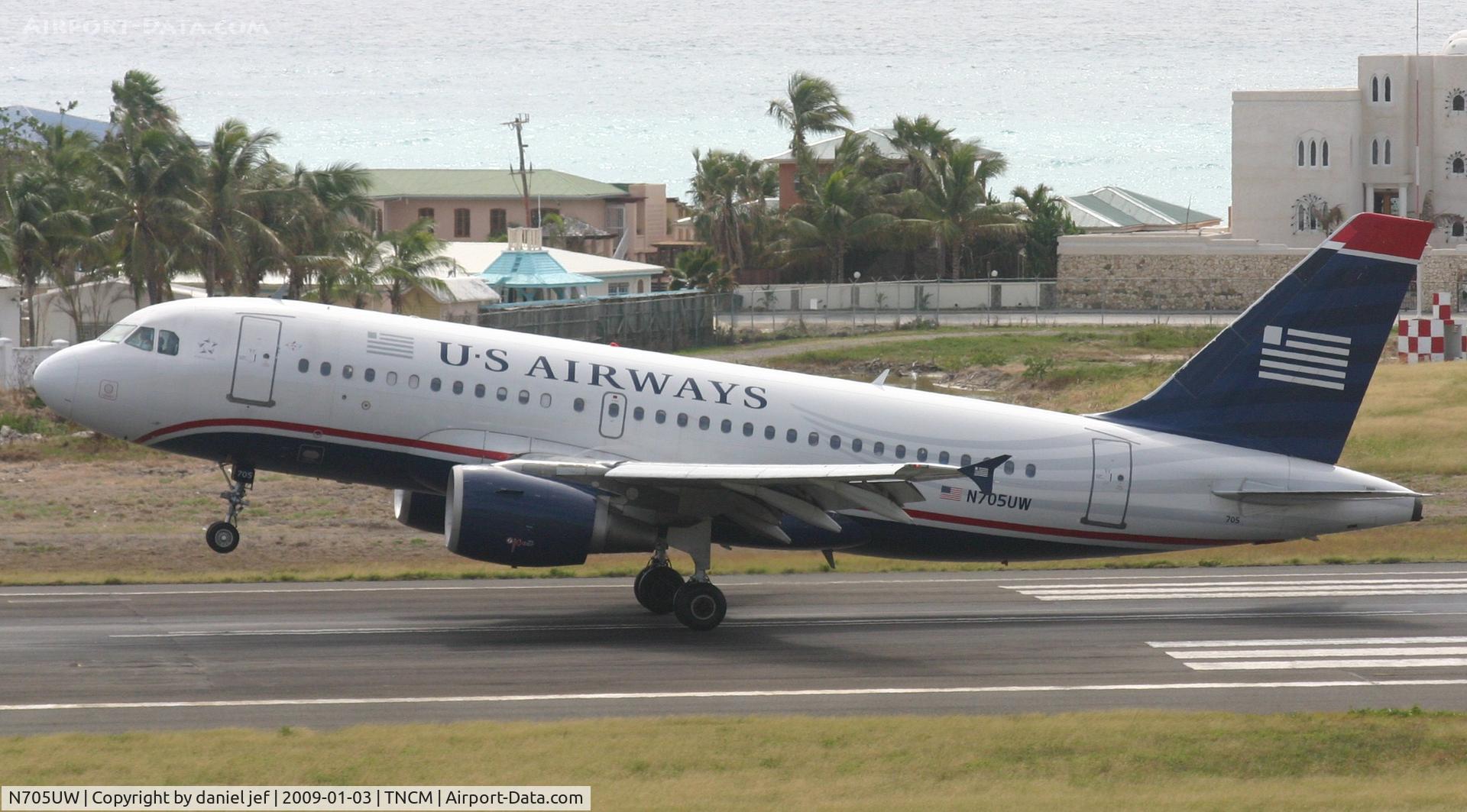 N705UW, 1998 Airbus A319-112 C/N 0929, Landing 10