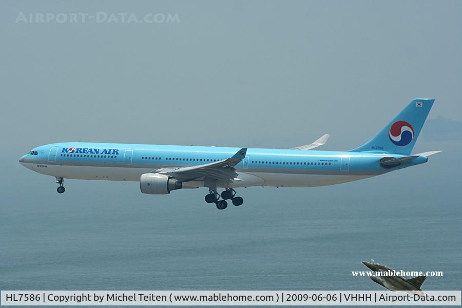 HL7586, 2000 Airbus A330-323 C/N 351, Korean Air