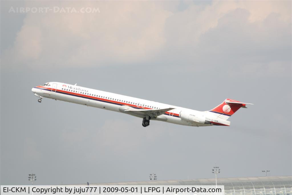 EI-CKM, 1989 McDonnell Douglas MD-83 (DC-9-83) C/N 49792, on take-off at CDG