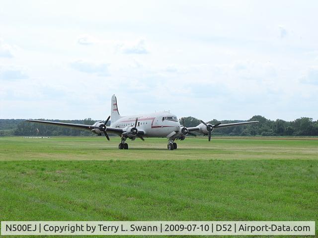 N500EJ, 1945 Douglas C-54E Skymaster (DC-4A) C/N DO316, Taxing to a parking spot on Fly-In day at the 2009 Geneseo Air Show.