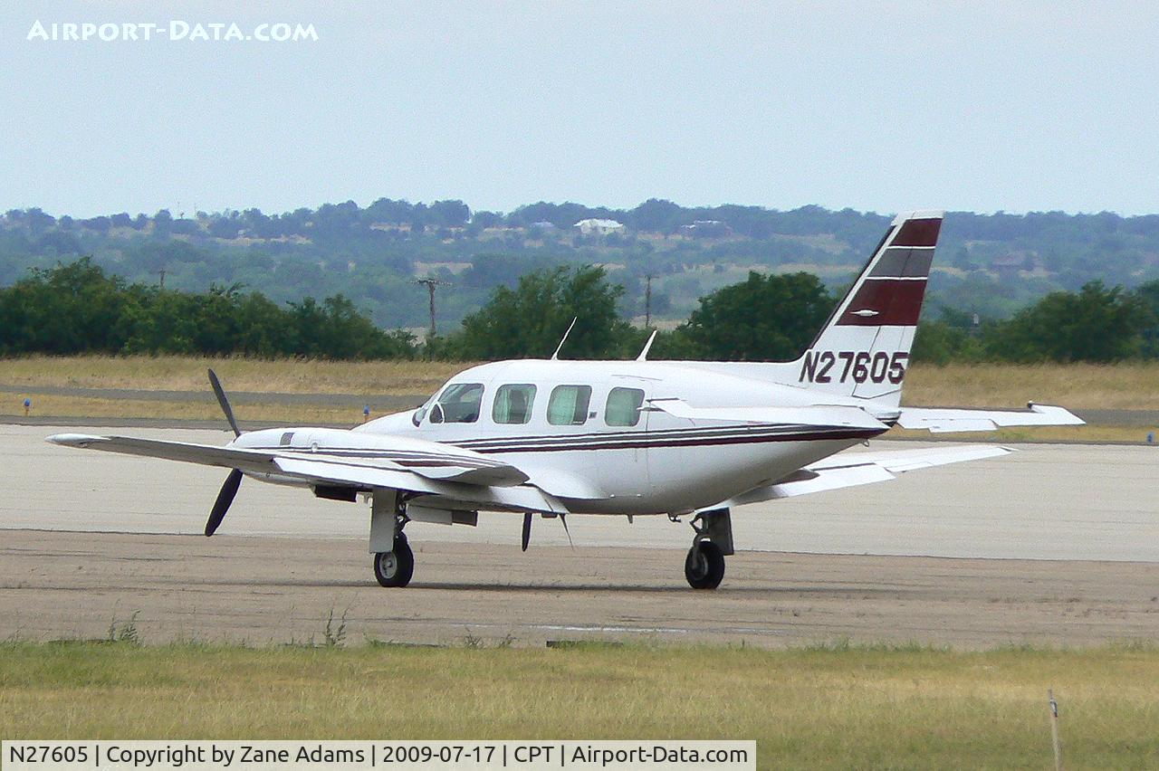N27605, 1978 Piper PA-31-325 Navajo C/R C/N 31-7812077, At Cleburne Municipal
