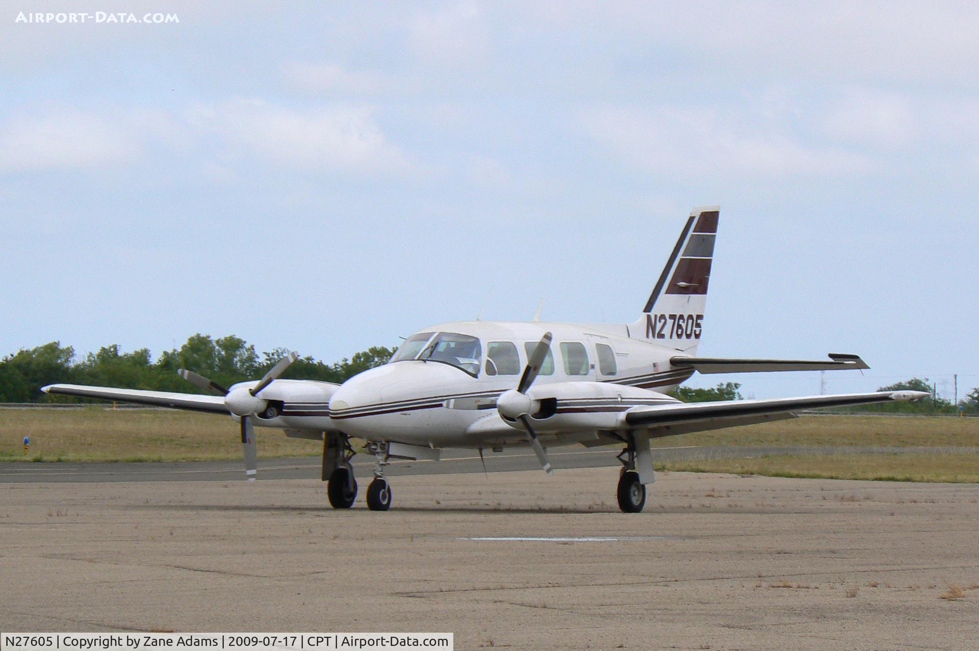 N27605, 1978 Piper PA-31-325 Navajo C/R C/N 31-7812077, At Cleburne Municipal