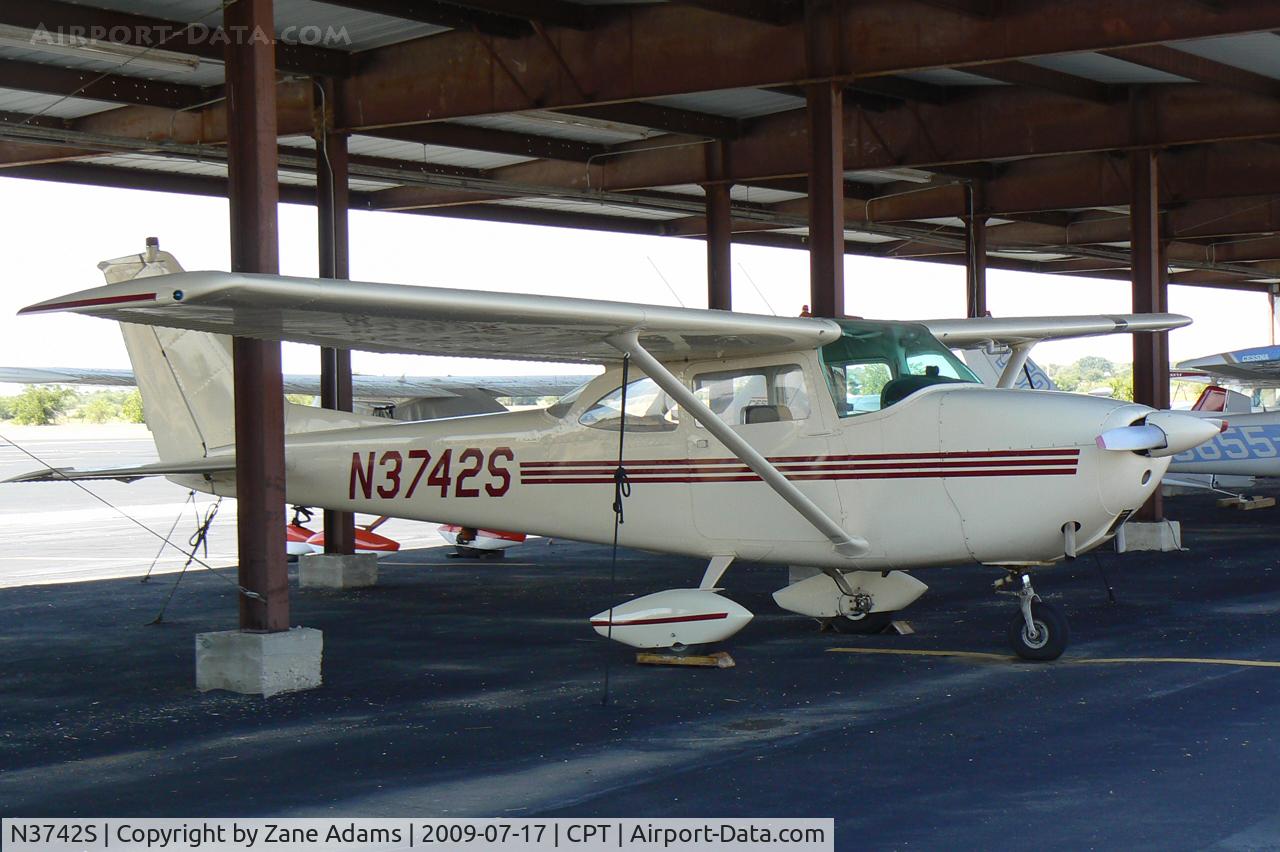 N3742S, 1963 Cessna 172E C/N 17250942, At Cleburne Municipal