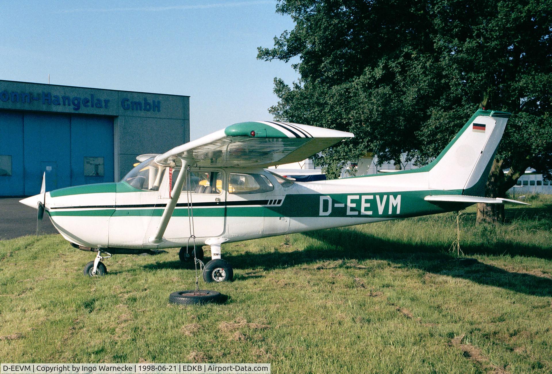 D-EEVM, Cessna 172M C/N 1291, Cessna (Reims) F172M at Bonn-Hangelar airfield