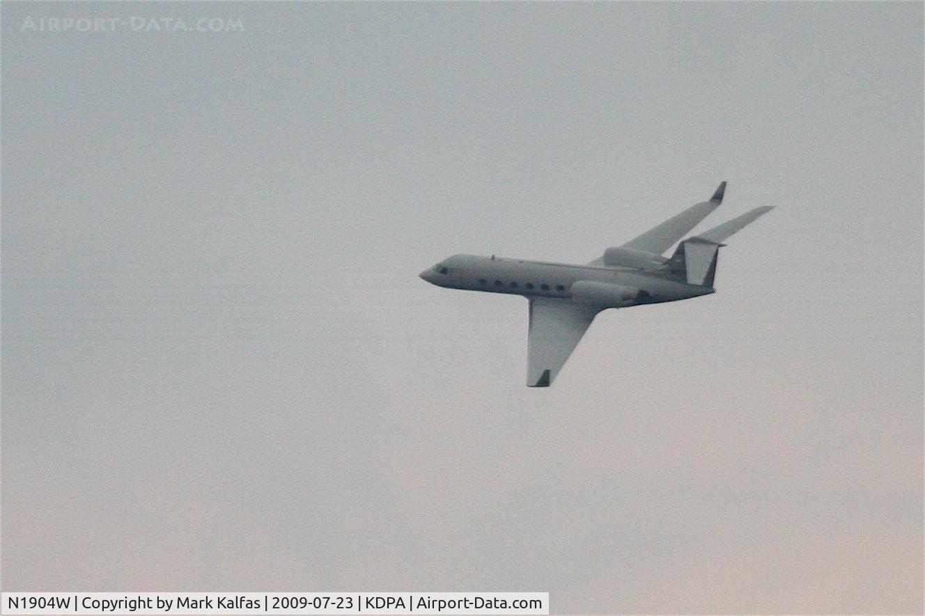 N1904W, 1994 Gulfstream Aerospace G-IV SP C/N 1237, Whirlpool Corp., Gulfstream G-IV, N1904W, left turn after departure RWY 2L KDPA.