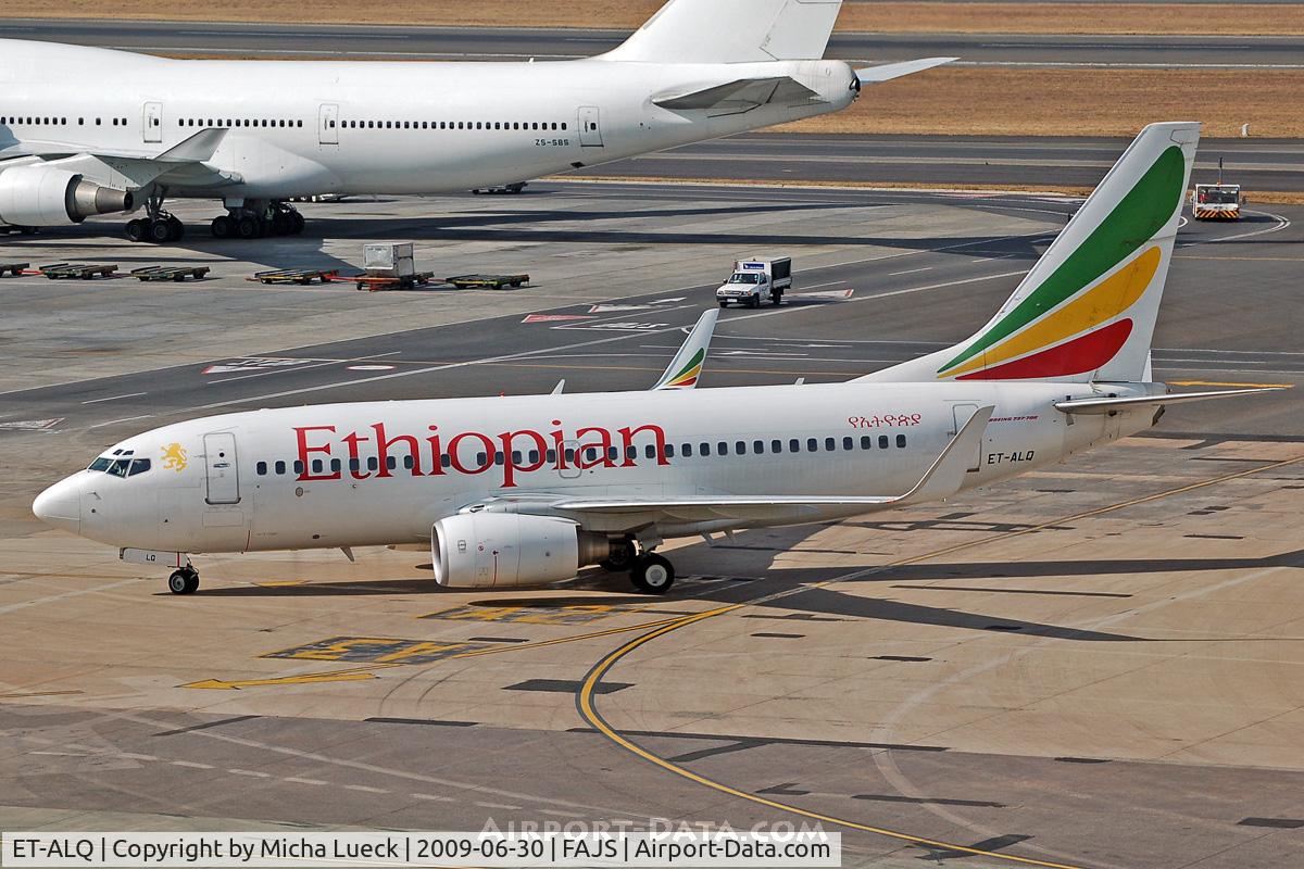 ET-ALQ, 2004 Boeing 737-76N C/N 33420, At Jo'burg