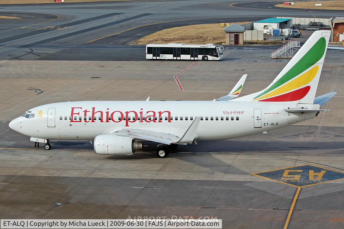 ET-ALQ, 2004 Boeing 737-76N C/N 33420, At Jo'burg
