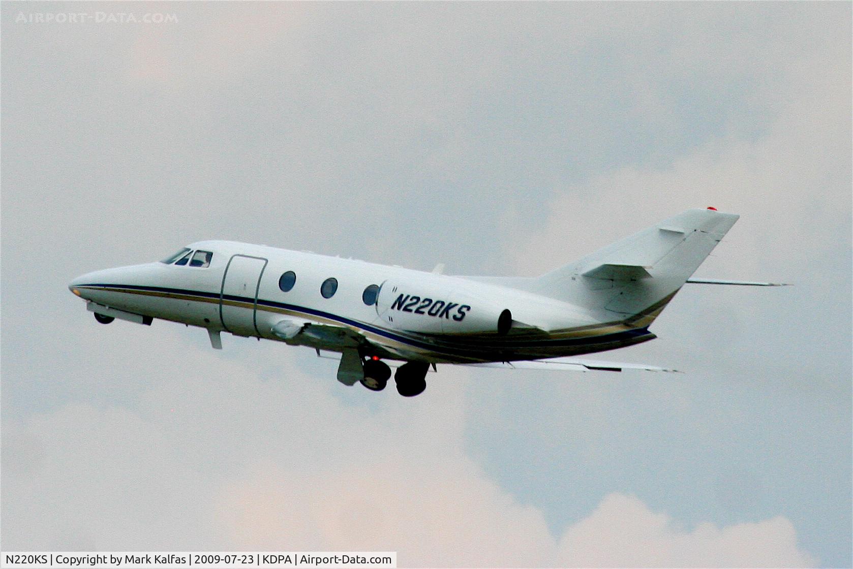 N220KS, 1984 Dassault Falcon 10 C/N 71, FALCON 10, N220KS, departing RWY 2L KDPA.