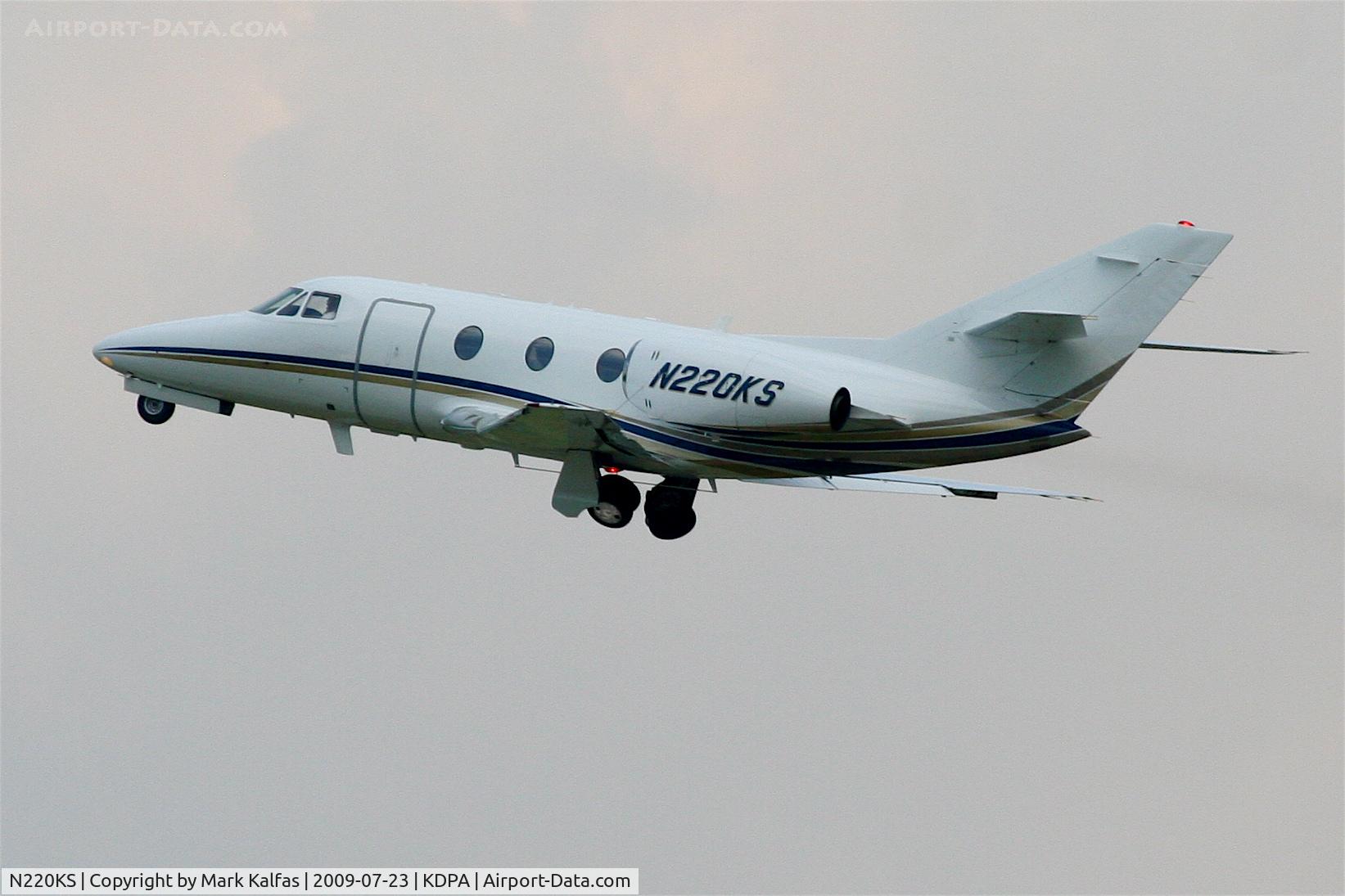 N220KS, 1984 Dassault Falcon 10 C/N 71, FALCON 10, N220KS, departing RWY 2L KDPA.