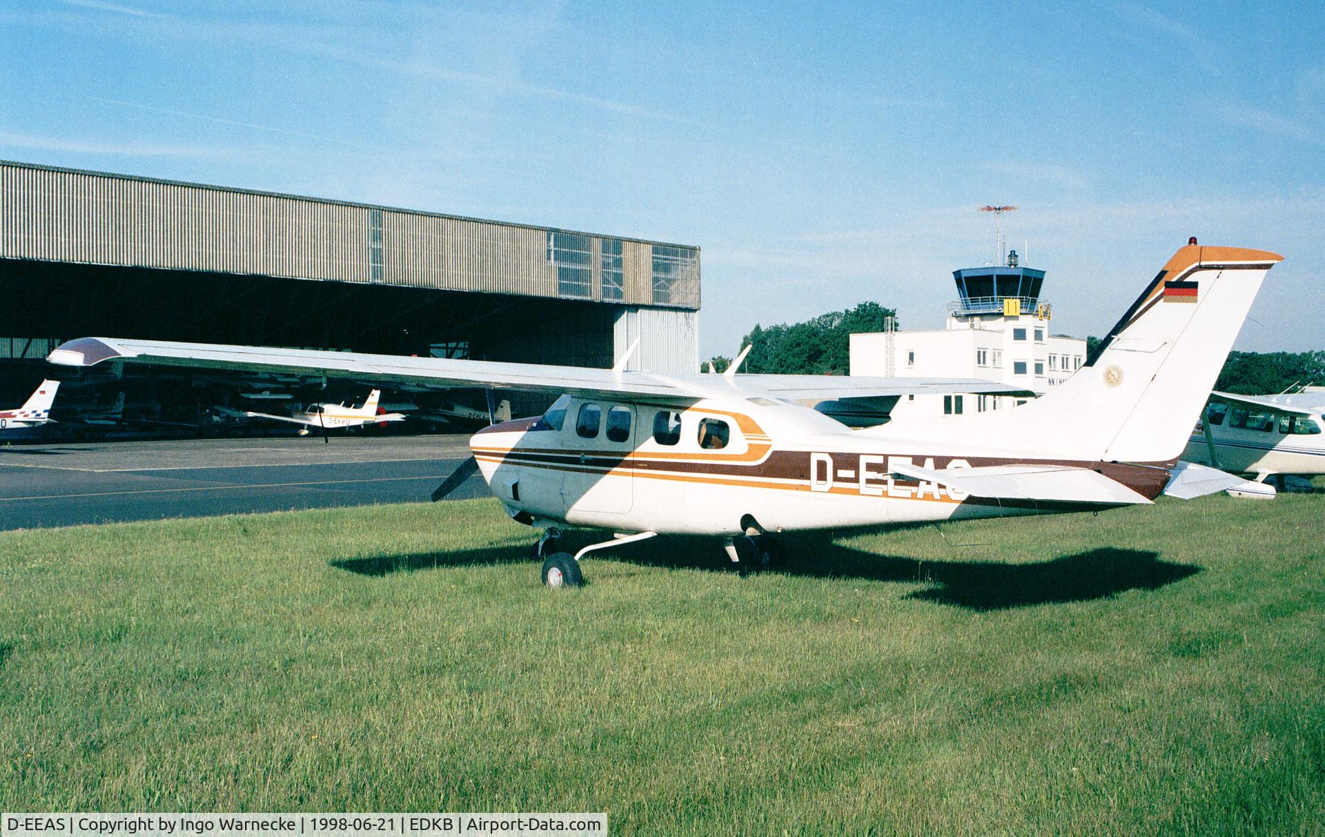 D-EEAS, 1979 Cessna P210N Pressurised Centurion C/N P21000328, Cessna P210N Pressurised Centurion at Bonn-Hangelar airfield